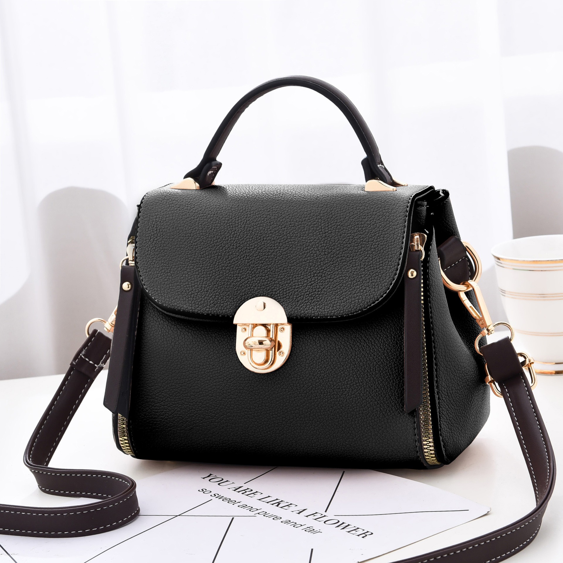 Hand Bag & Wallet